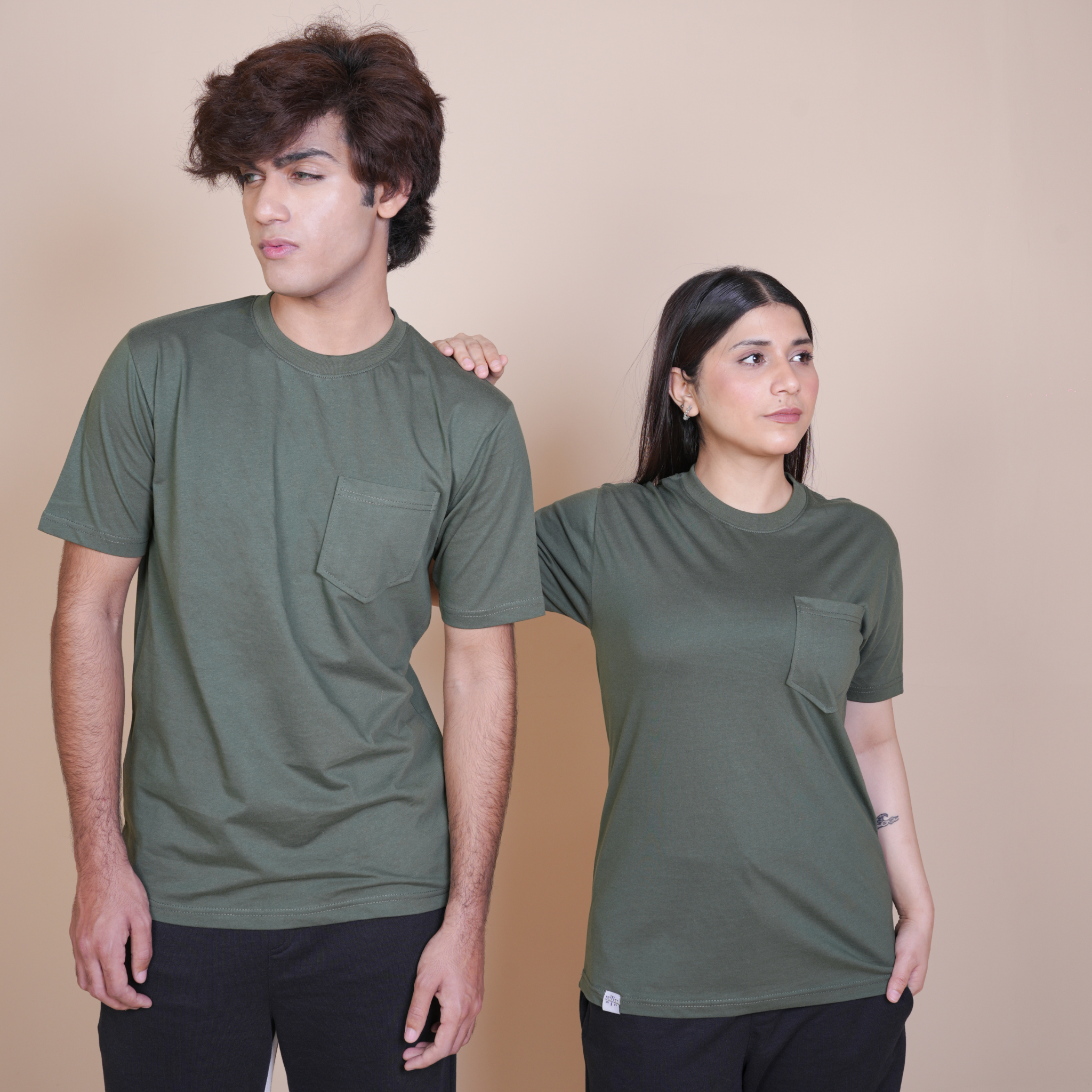 CLASSIC ALL DAY COTTON TEE - REGULAR FIT POCKET TEES Olive
