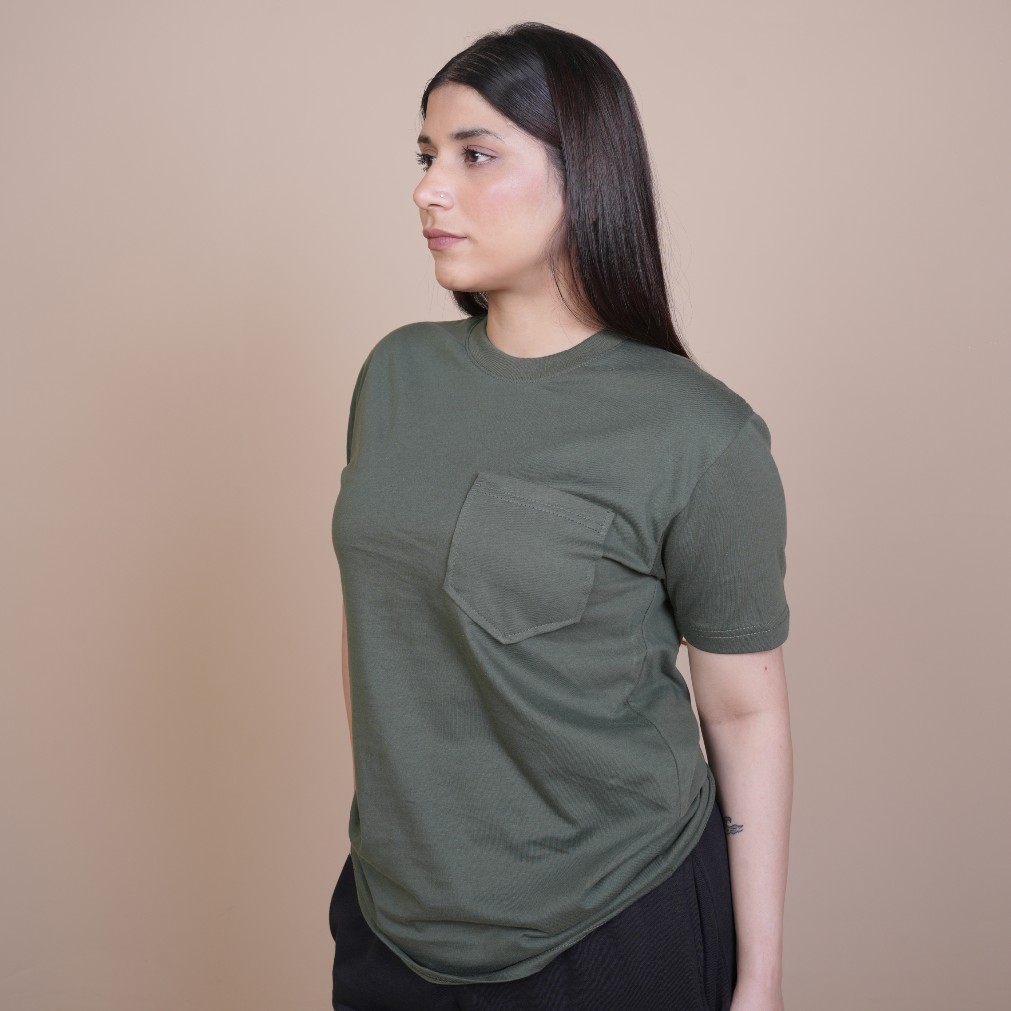 CLASSIC ALL DAY COTTON TEE - REGULAR FIT POCKET TEES Olive