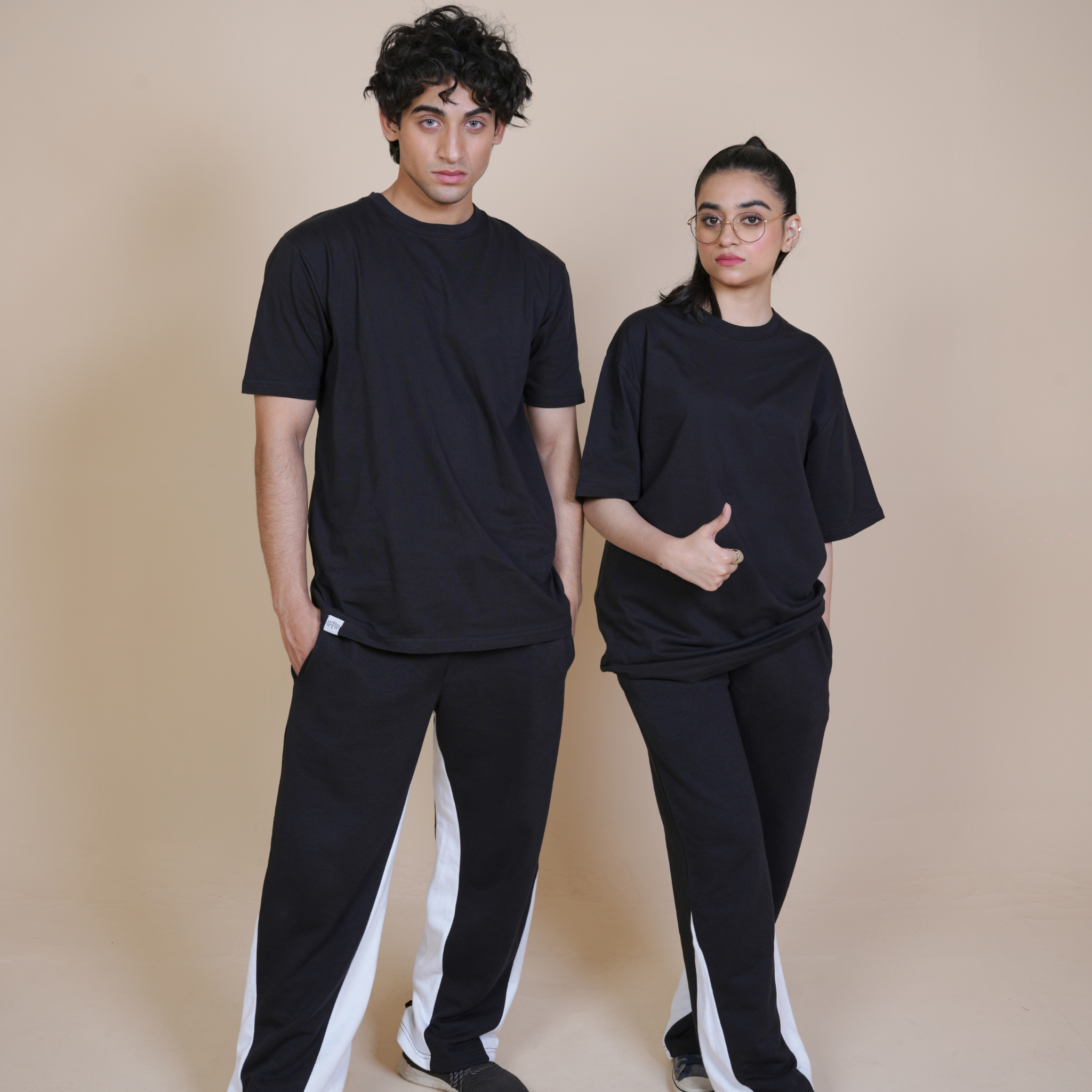 TIME LESS BASIC - REGULAR FIT T SHIRT Black